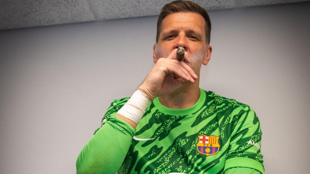 Wojciech Szczęsny fumare